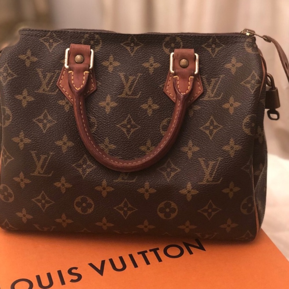 💝Authentic LV Speedy 25 🎈